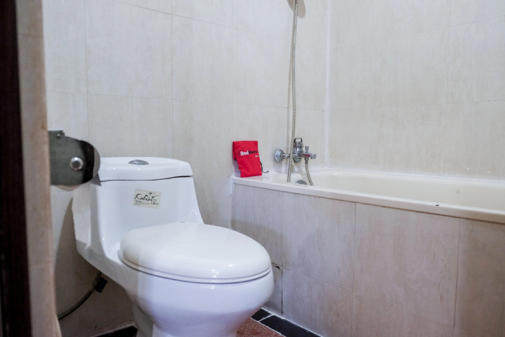 RedDoorz Plus near DC Mall Batam