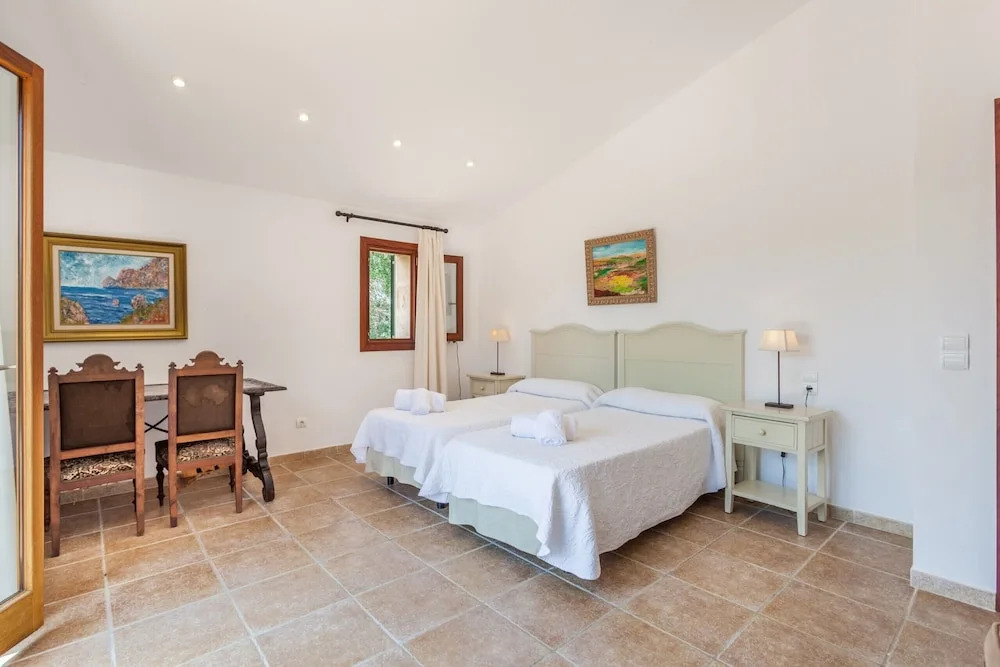 Owl Booking Villa Siquier - Luxury Retreat with Mountain Views