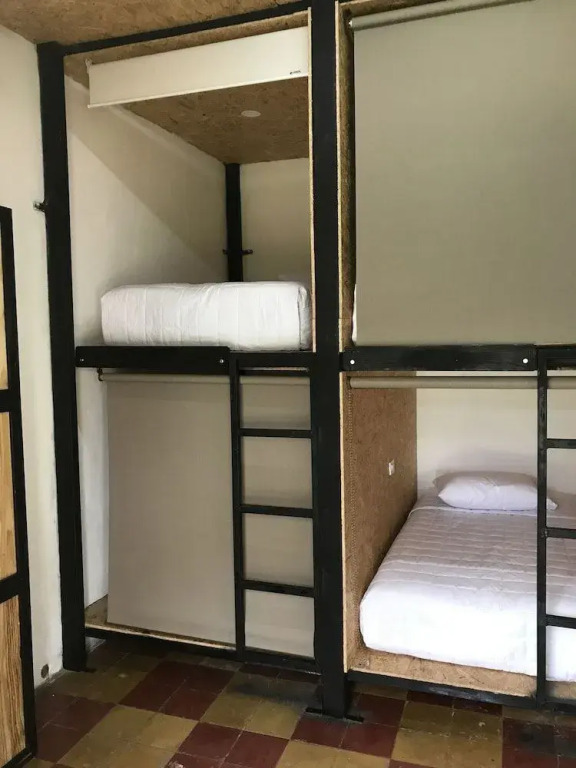 Tunik Hostel - Adults Only
