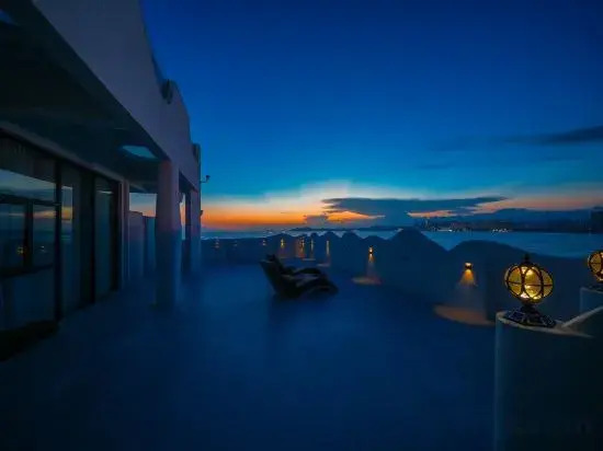Sunset, Sicilian Beauty (Huidong Double Moon Bay lovers embankment shop)