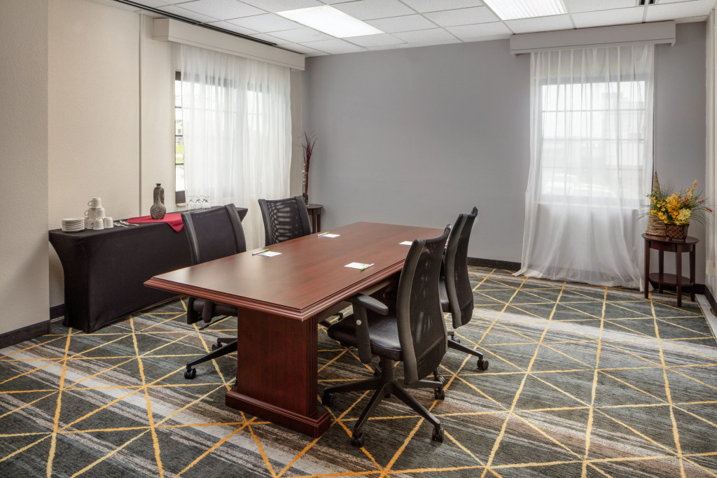 Holiday Inn & Suites Springfield - I-44 by IHG