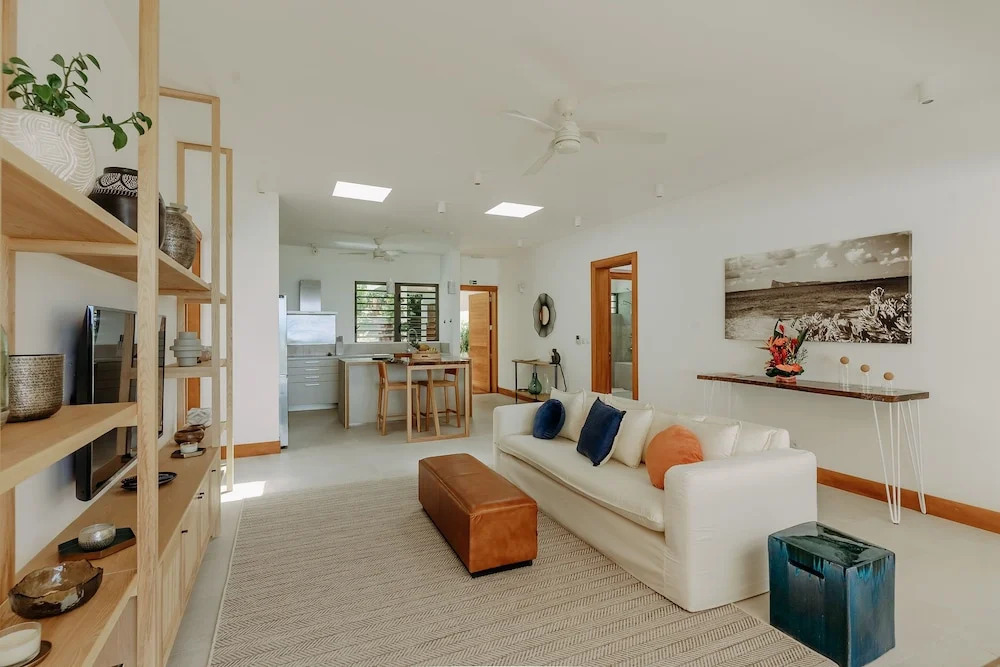 Peninsula, 3 Bedroom Luxury Beach Villa by LOV Mauritius