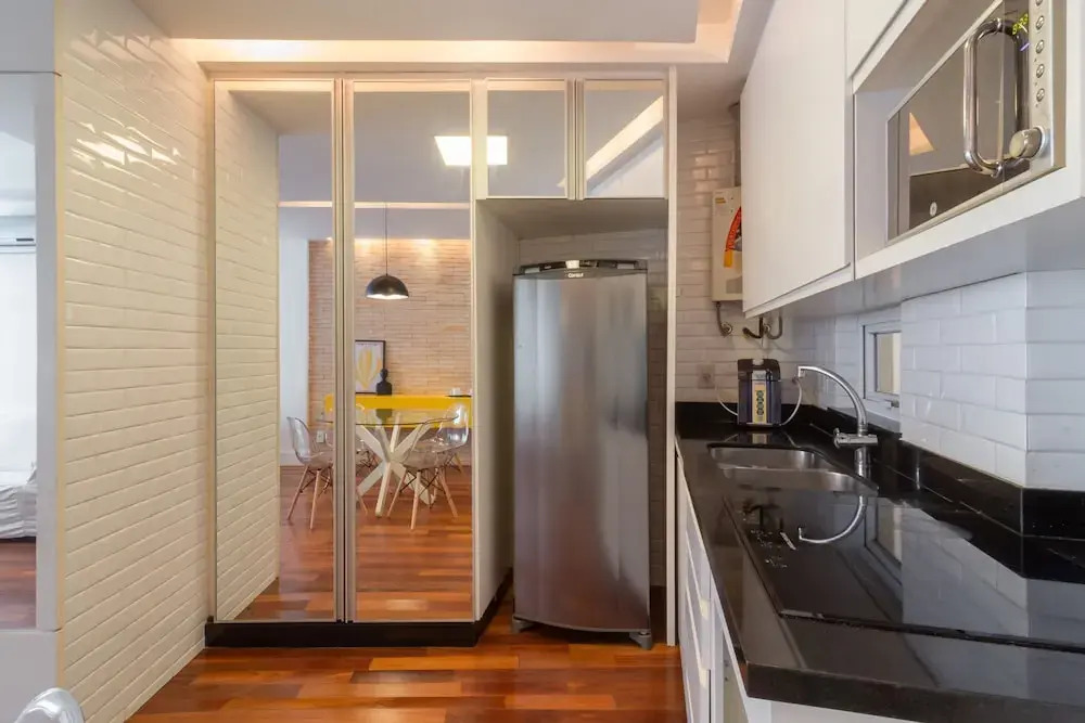 Modern Design Between Ipanema and Copacabana Bc405