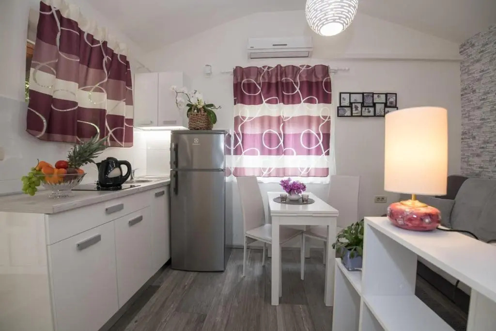 Apartments Ana