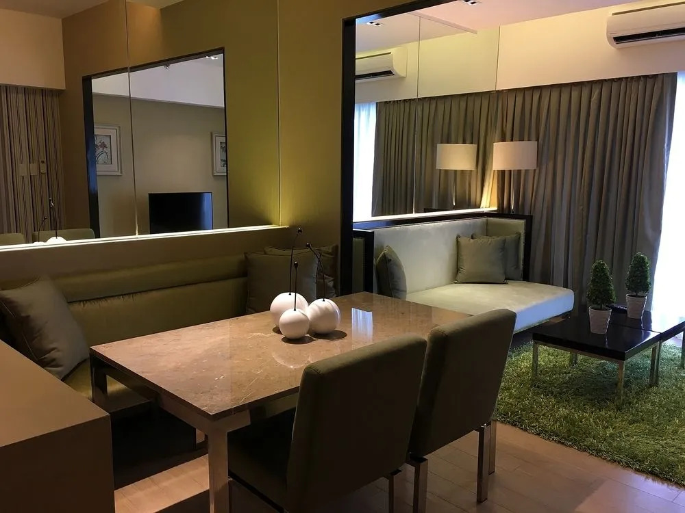 Shang Luxury Suites