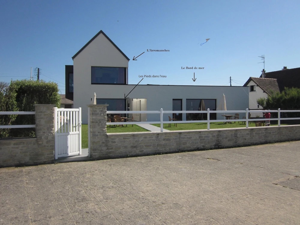 « Gîte « Arromanches » - « Bord de Mer » PMR »