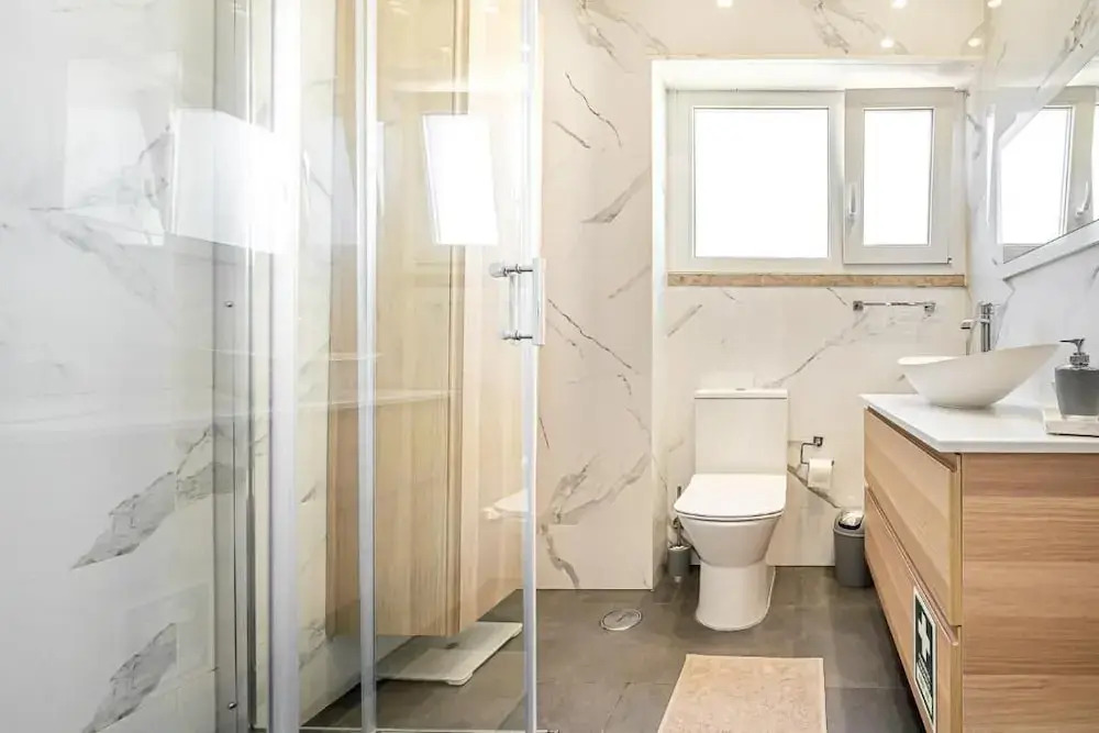 Two bedroom apartments close to train station by Lisbon with Sintra