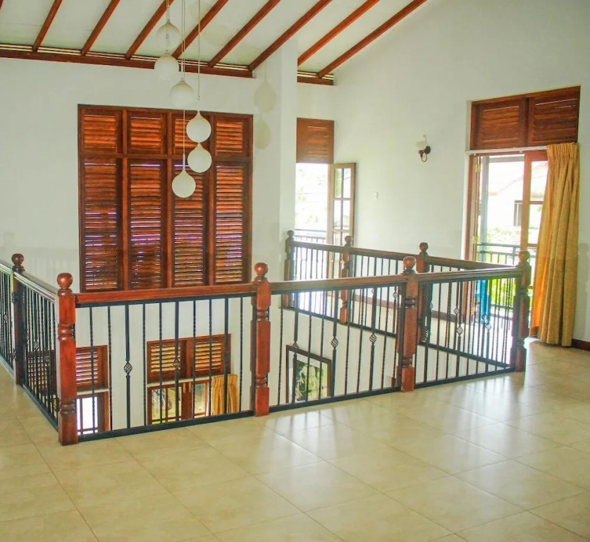 My Villa Airport