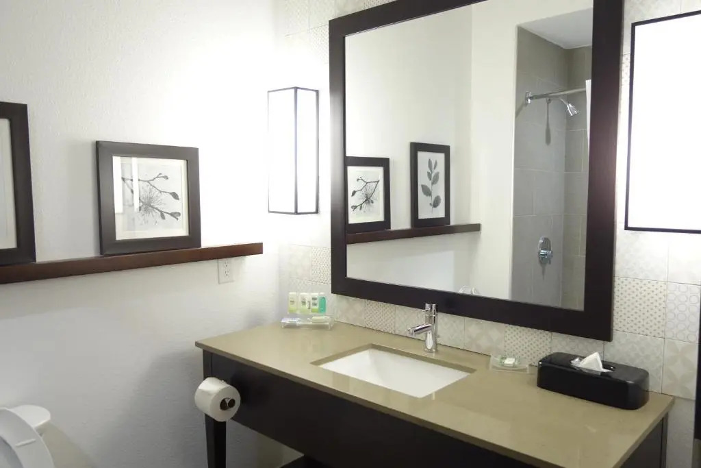 Garner Hotel Houston - Westheimer by IHG