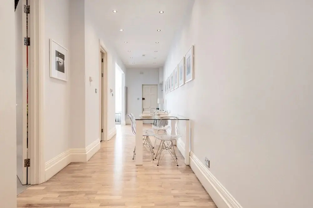 Stunning Home Near Earl's Court by Underthedoormat