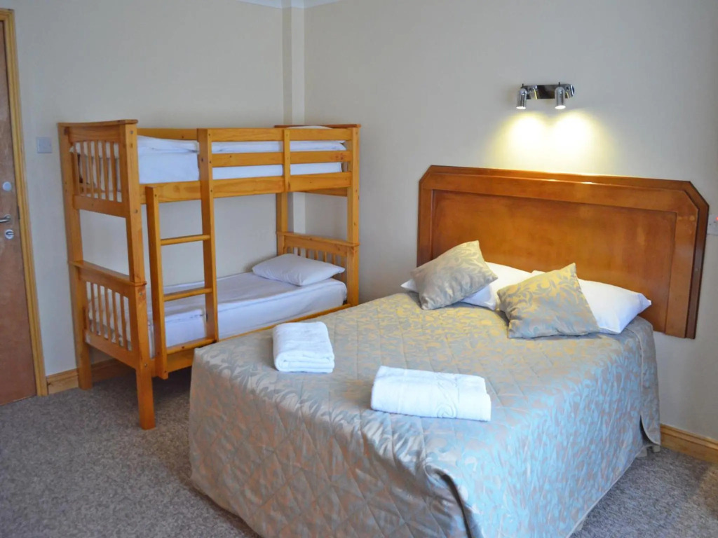 Gatwick Cambridge Hotel