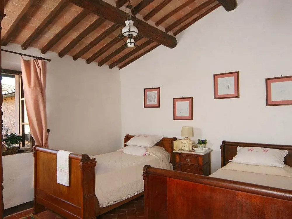 Modern Apartment in San Giusto Italy With Pool