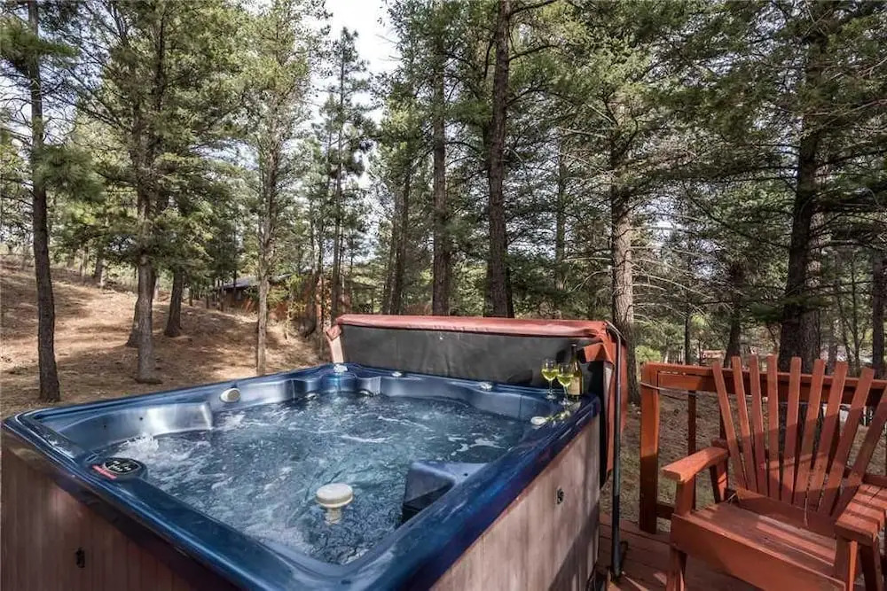 Antler Mountain Lodge - Four Bedroom Cabin