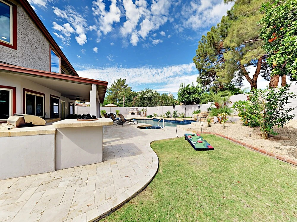Scottsdale Oasis Home 4 Bedrooms 2.5 Bathrooms Home