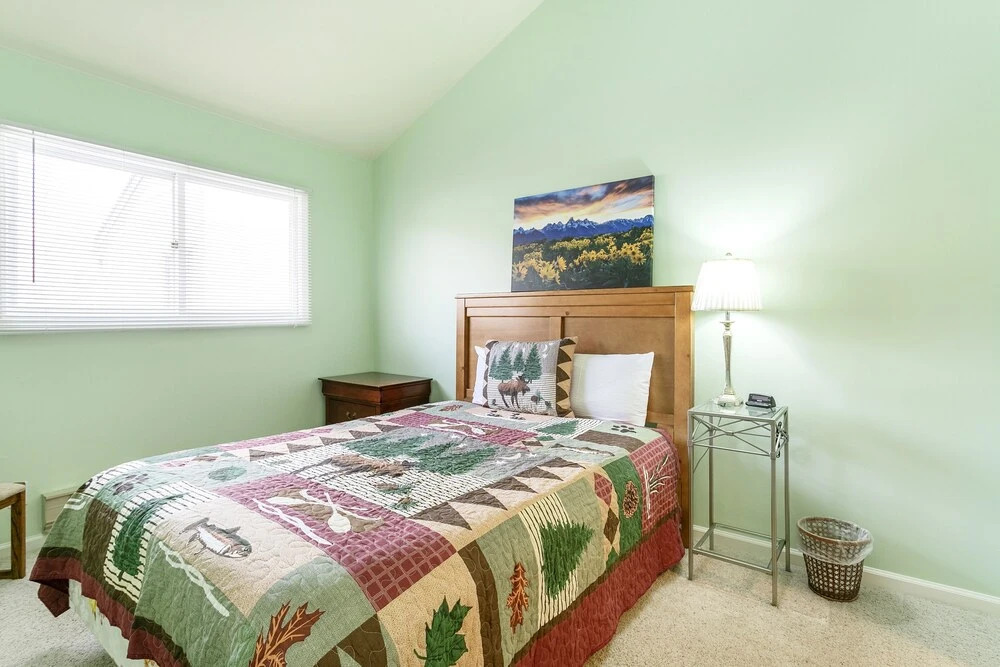C305 W Beaver Creek Blvd 2 Bedroom Condo by RedAwning