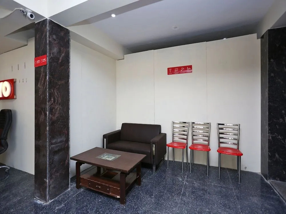 OYO 13115 Star Guest House
