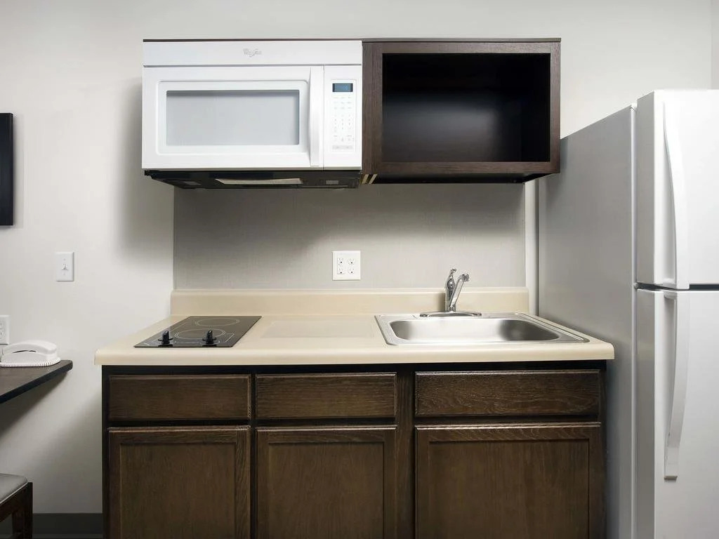 Extended Stay America Select Suites - Tampa - Northeast