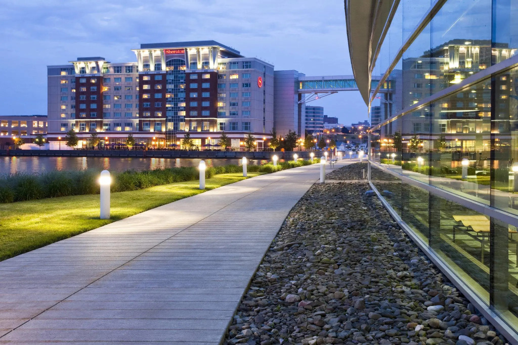 Sheraton Erie Bayfront Hotel
