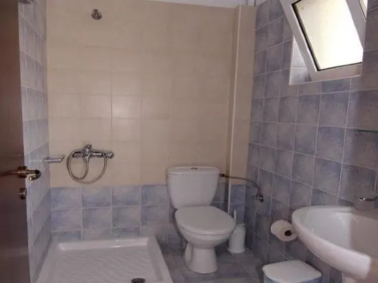Voukelari Rooms