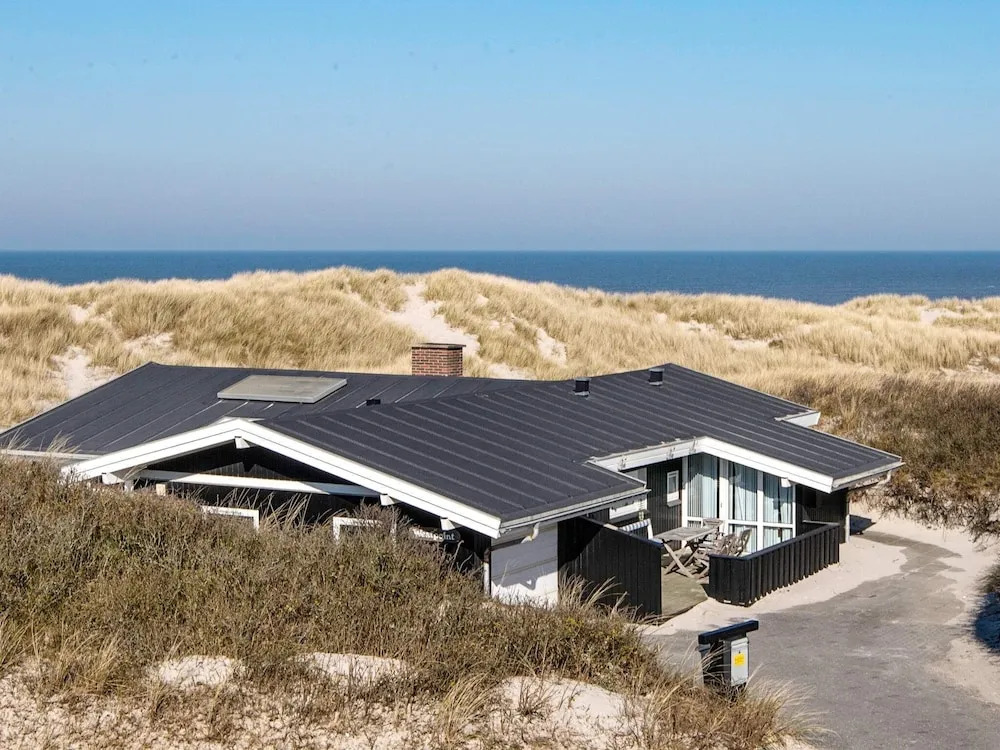 Peaceful Holiday Home in Henne Jutland With Sauna