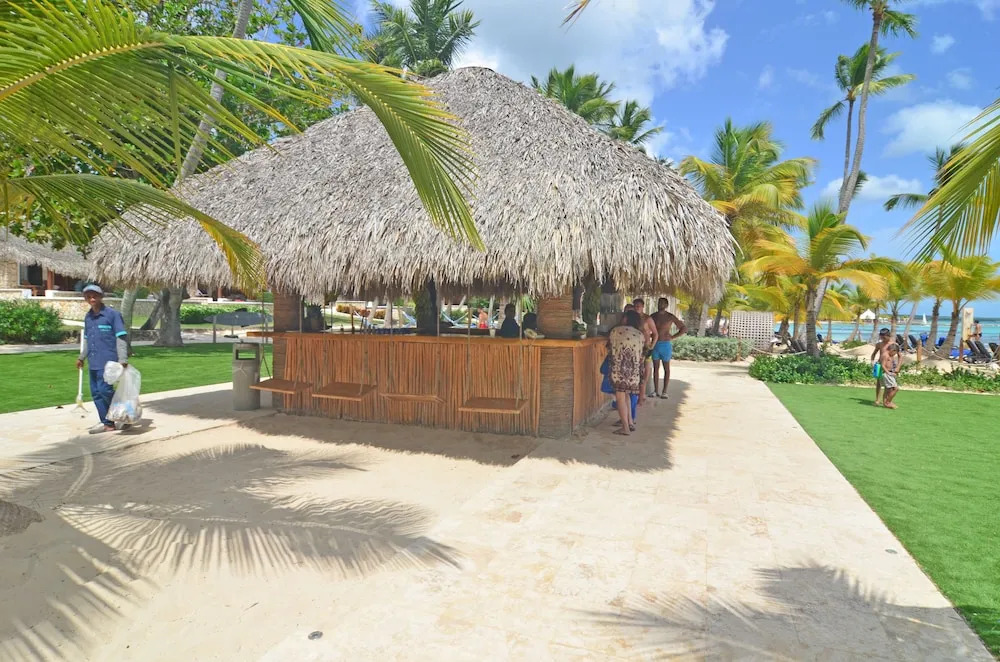 Beach Front Apartment No01