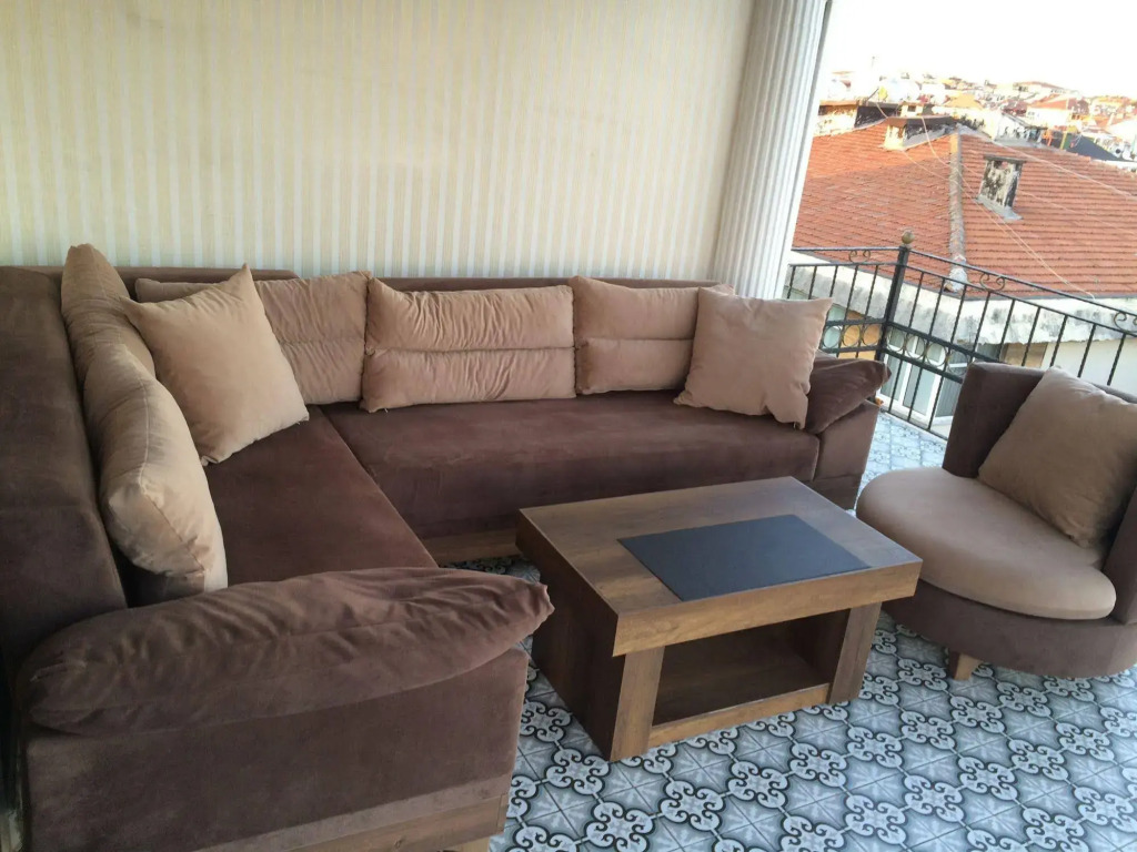 Holiday Business Suit Otel