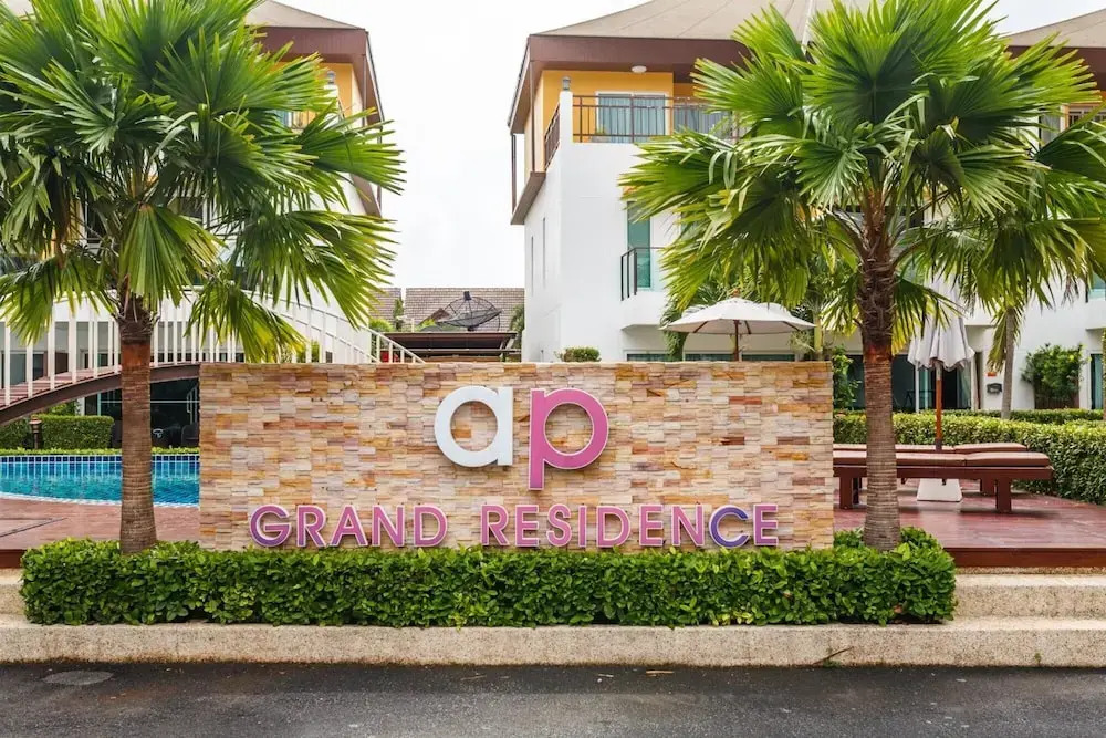 Ap13 - Large House With Pool and gym Children Playground