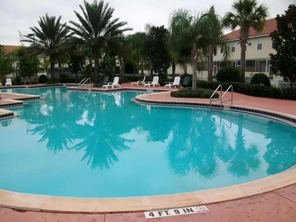 Lake View Townhome Near Disney