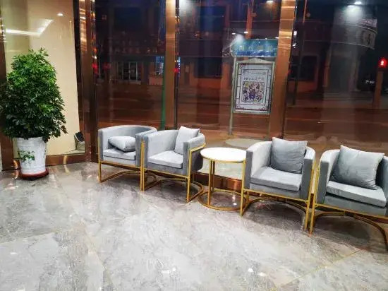 Alashan Right Banner Holiday Hotel this morning