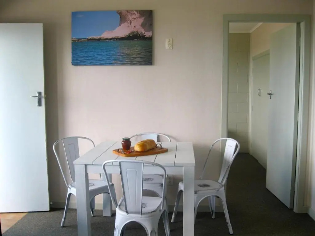 Flaxmill Bay Motel Unit 2 - Flaxmill Bay