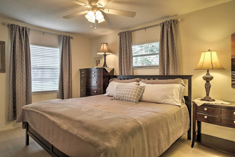 Spacious Central Florida Home: Family Friendly!