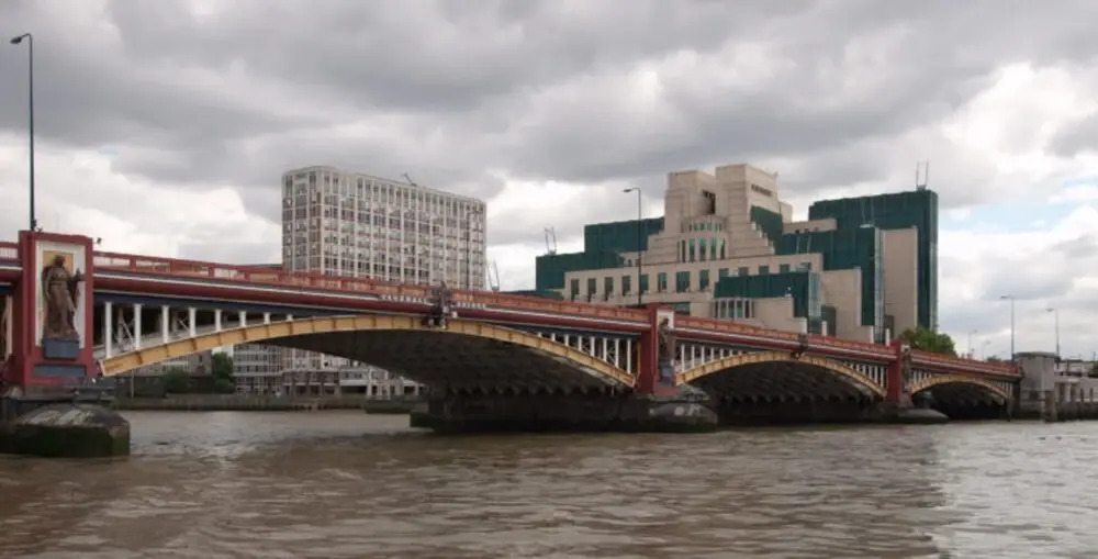 Remarkable 1-bed Apartment in London Near Vauxhall