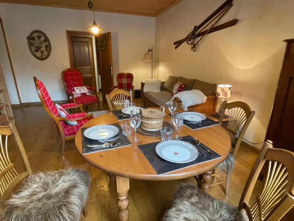 Appartement 110m2, lits faits linge fourni, plein centre, WIFI