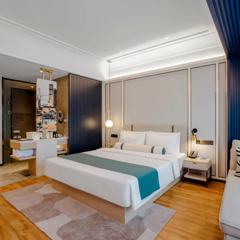 Maxx Phnom Penh Downtown By H World