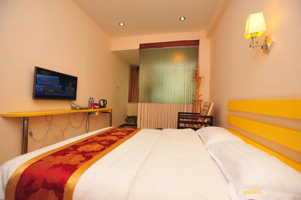 Zhiyun Youth hotel