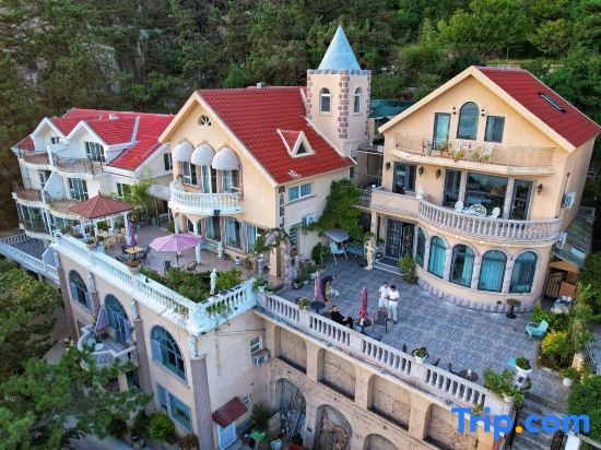 Manju Gallery Hotel and Boutique (Qingdao, Laoshan)