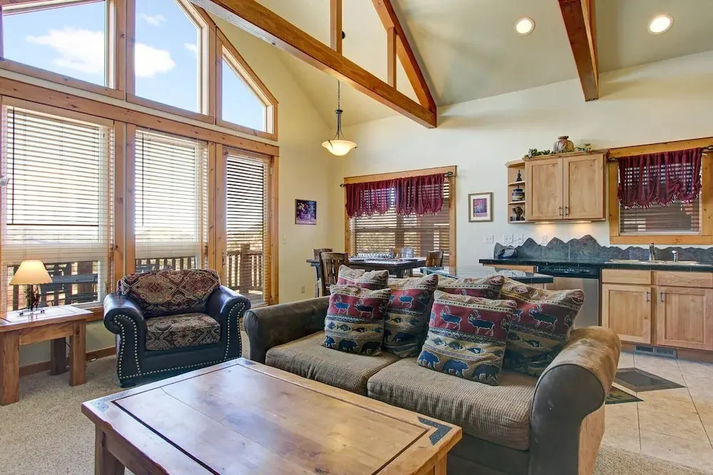 Mount Enentah 37 2 Bedroom Condo by RedAwning