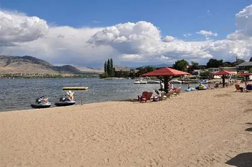 Safari Beach Resort