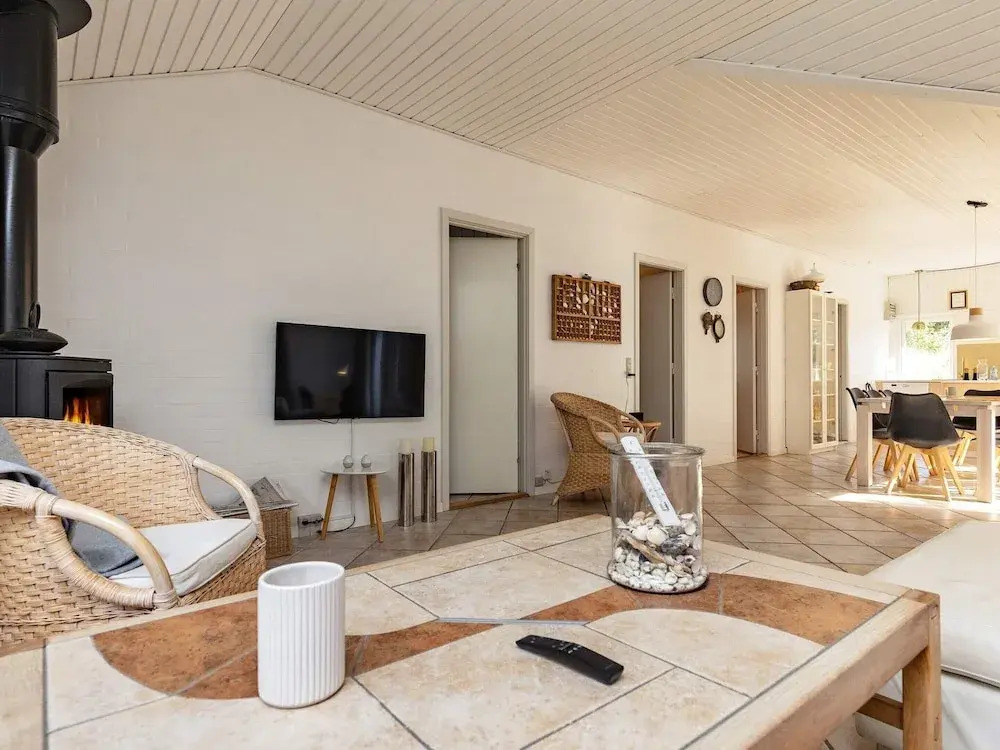 6 Person Holiday Home in Albaek