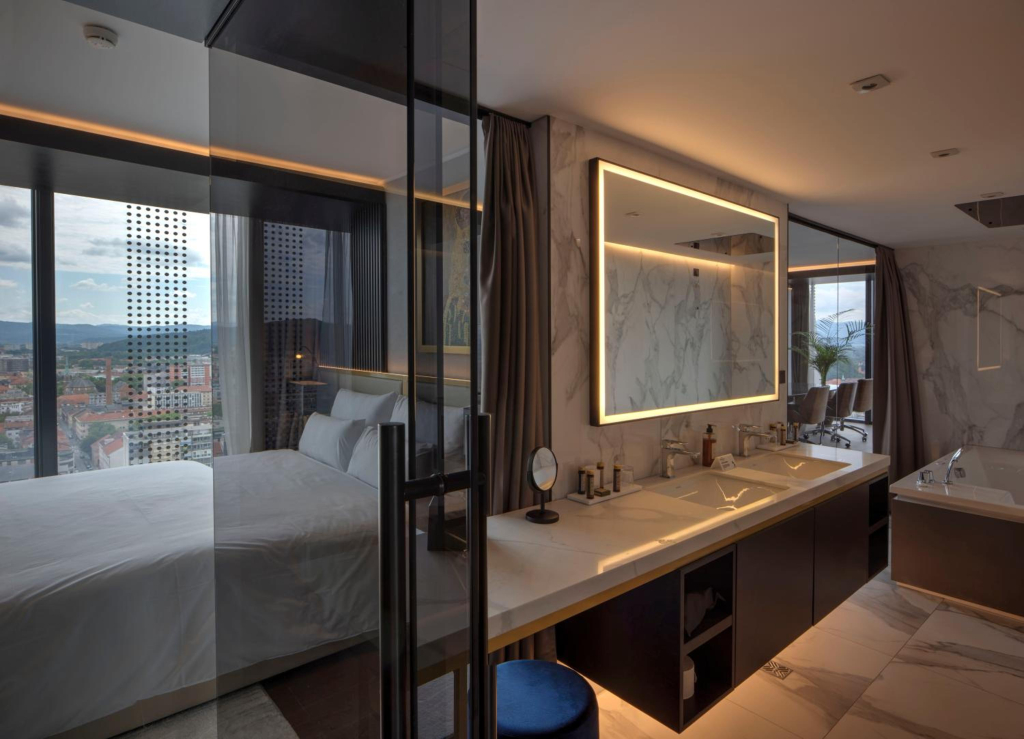 Grand Plaza Hotel & Congress Center