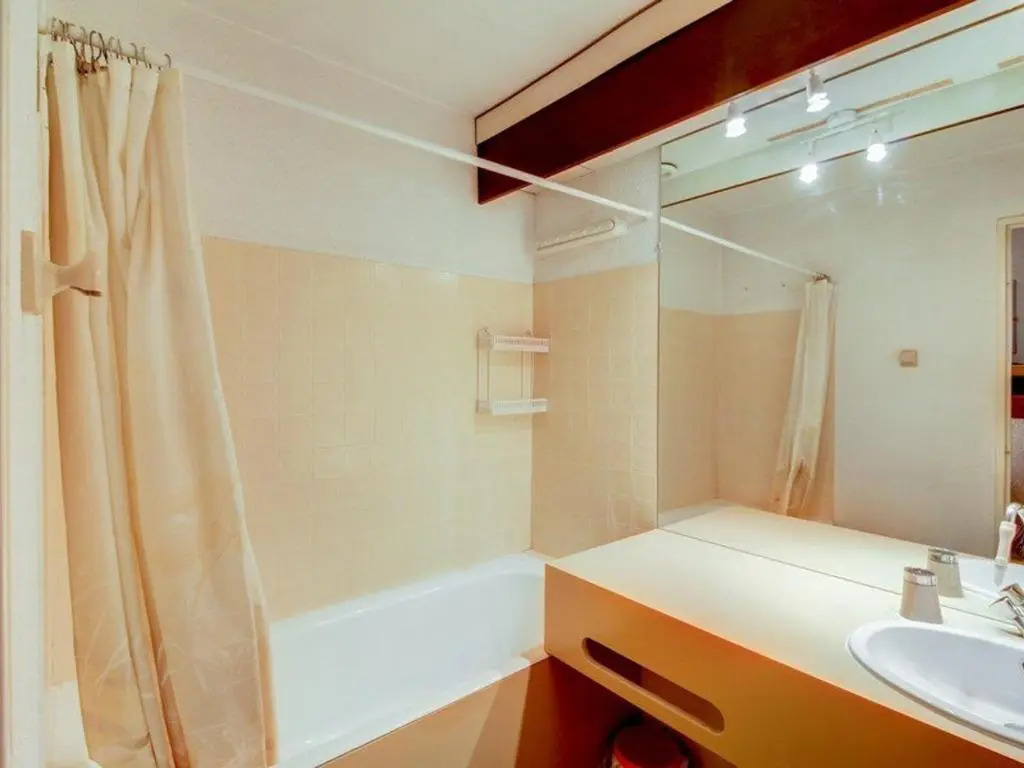Appartement La Mongie, 1 pièce, 6 personnes - FR-1-404-72