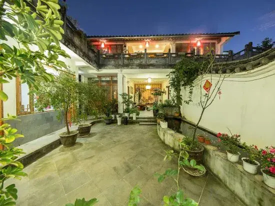 Snail Inn (Tengchong)