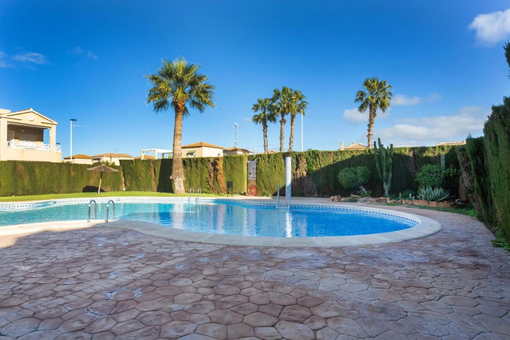 Tara 2 bed Townhouse in Torrevieja