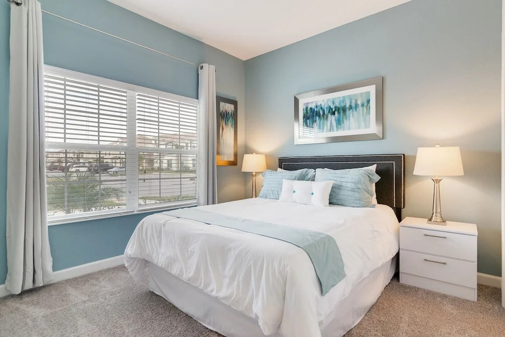 1551sbd - The Retreat At Championsgate 5 Bedroom Townhouse by RedAwning