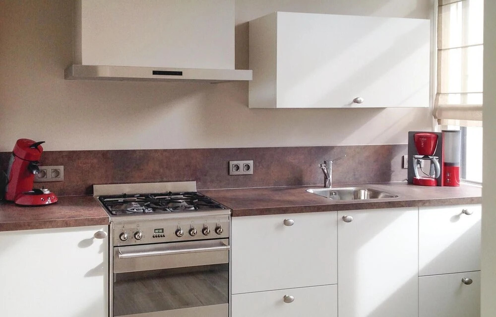Stunning Home In Breskens With Wifi