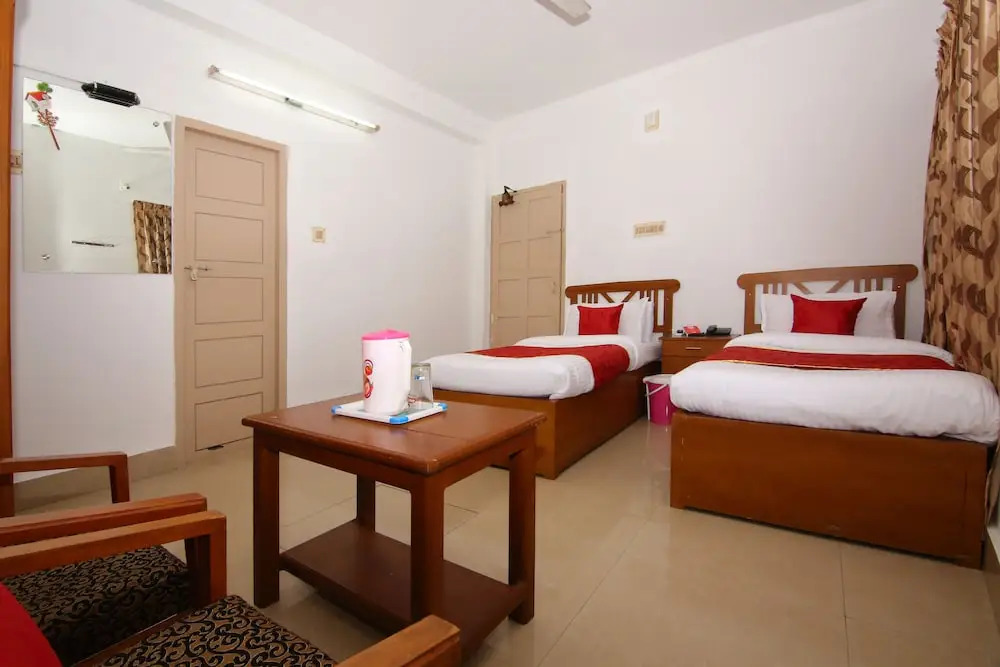 OYO 6712 Hotel Malabar House