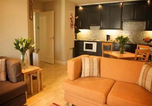 Molesworth Court Suites