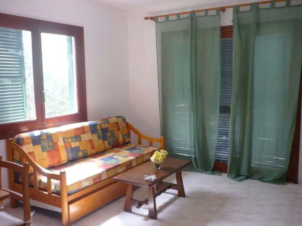 Apartment With 2 Bedrooms in Minorque, With Pool Access and Furnished