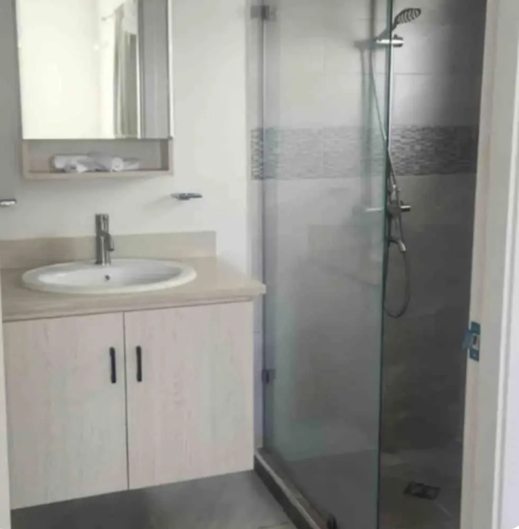 Remarkable 2-bed House in Discovery Bay