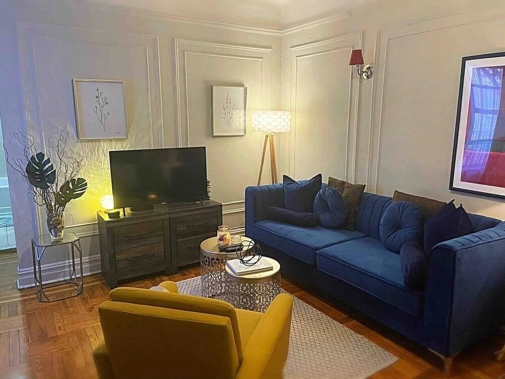 Eclectic Cozy Studio in Inwood New York